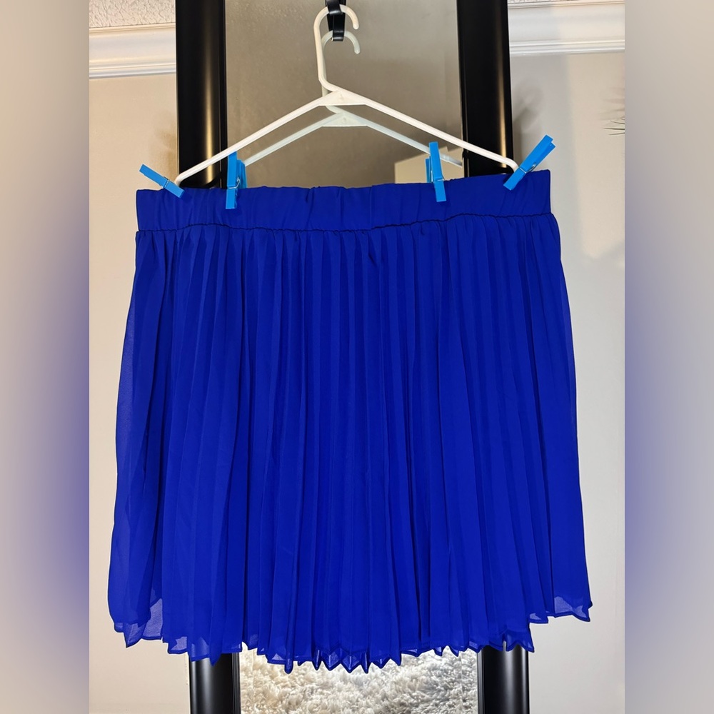 Torrid Royal Blue Pleated Mini Skirt - Picture 7 of 13